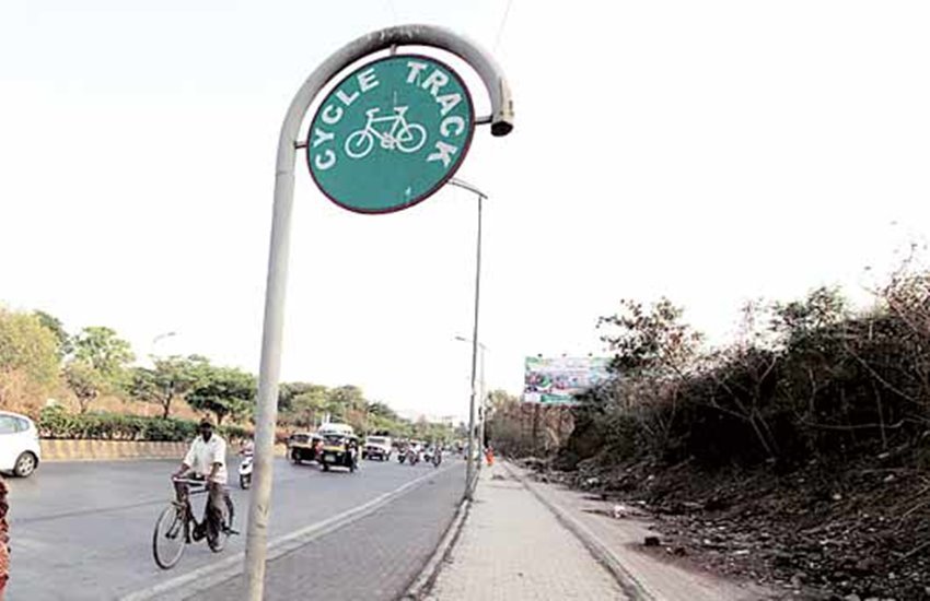 cycle track, bicycle track, fine