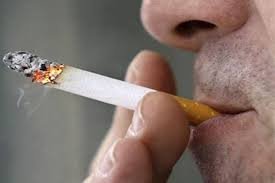 Smoking करने से क्यों मुहं में जमा हो जाते जीवाणु