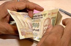 ब्रिटेन में रायशुमारी के नतीजों से टूटा रुपया, IT कंपनियों को फायदा बाकी सब को नुकसान, जानिए क्‍यों