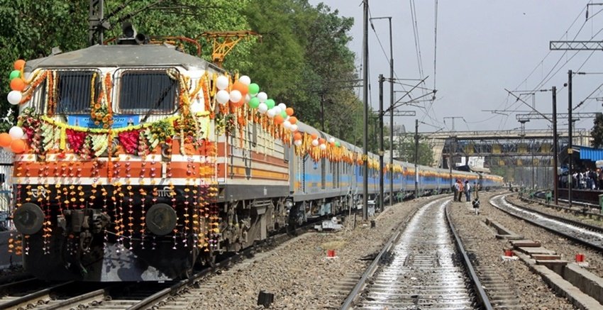 Indian Railway, IRCTC, IRCTC train coach booking, train, commuters, suresh prabhu, online ticket booking, online train coach booking, indian railways booking, coach booking in indian railways, train coach booking price, train coach booking package, whole train booking facility, IRCTC Whole train booking, whole train booking price, online ticket booking, India News