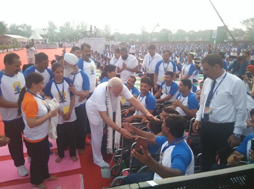 international yoga day, international yoga day 2016, yoga day 2016, yoga day, world yoga day 2016, world yoga day, baba ramdev, narendra modi, nitin gadkari, nitin gadkari international yoga day, international yoga day pics, international yoga day photos, international yoga day pictures, modi yoga pics, nitin gadkari yoga pics, international yoga day modi pics, Latest News