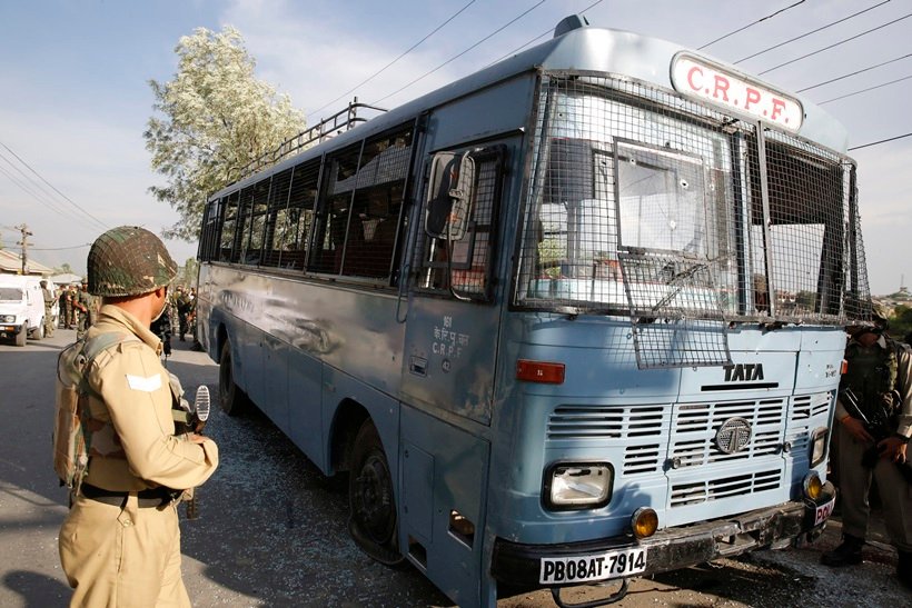 CRPF jawans, CRPF jawans pampore, CRPF jawans attack, CRPF pampore attack, Pampore attack crpf, crpf militants, J&K crpf, crpf J&K, J&K news, Kashmir news, India news