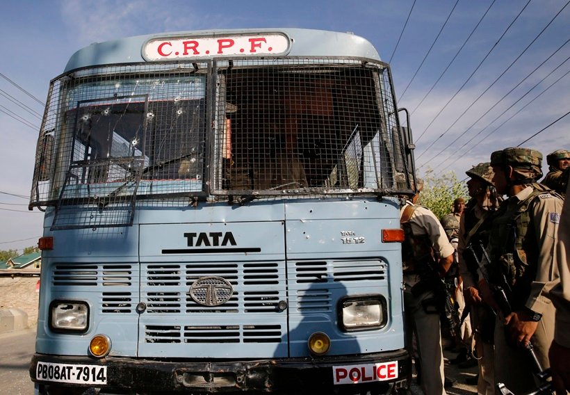 CRPF jawans, CRPF jawans pampore, CRPF jawans attack, CRPF pampore attack, Pampore attack crpf, crpf militants, J&K crpf, crpf J&K, J&K news, Kashmir news, India news