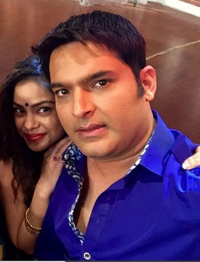 Sumona Chakravarti, marriage, Samrat Mukherjee, comedy nights with kapil, bollywood, kapil on screen wife, Sumona life, Sumon birth place, sumona show, sumona filmography