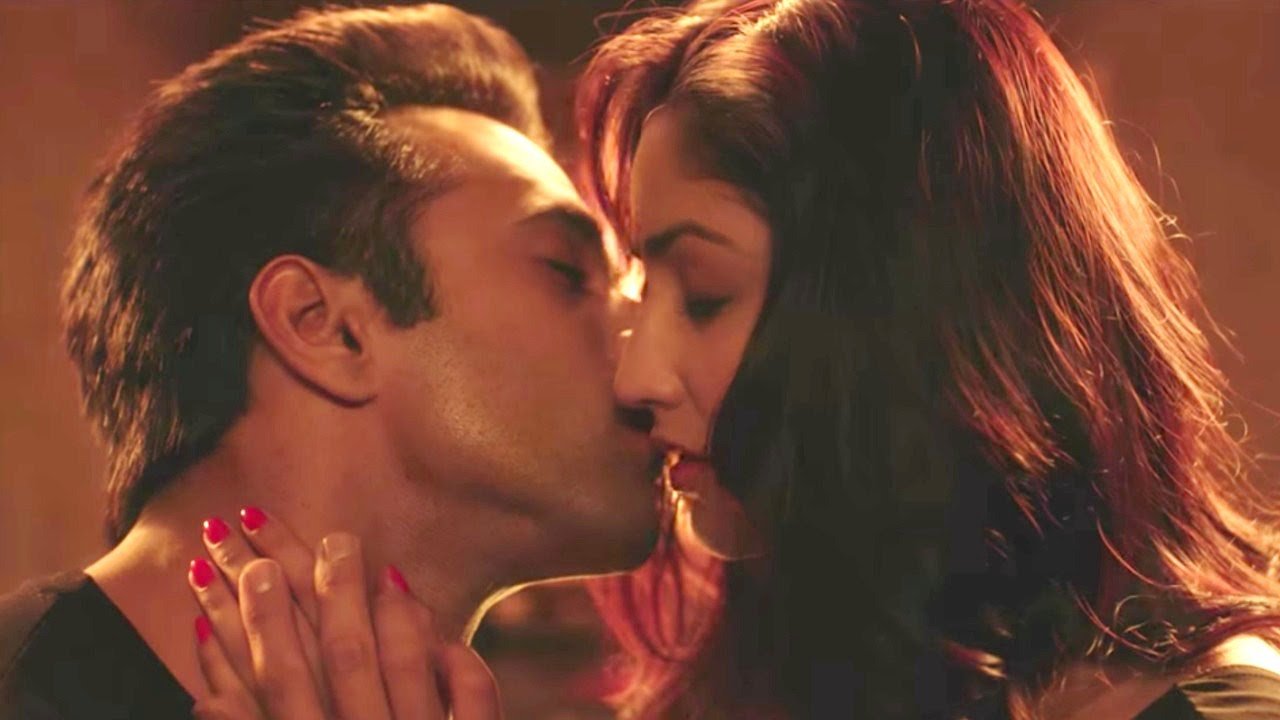 Junooniyat, junooniyat poster, Pulkit Samrat, Yami Gautam, Sanam Re, yami gautam bold look