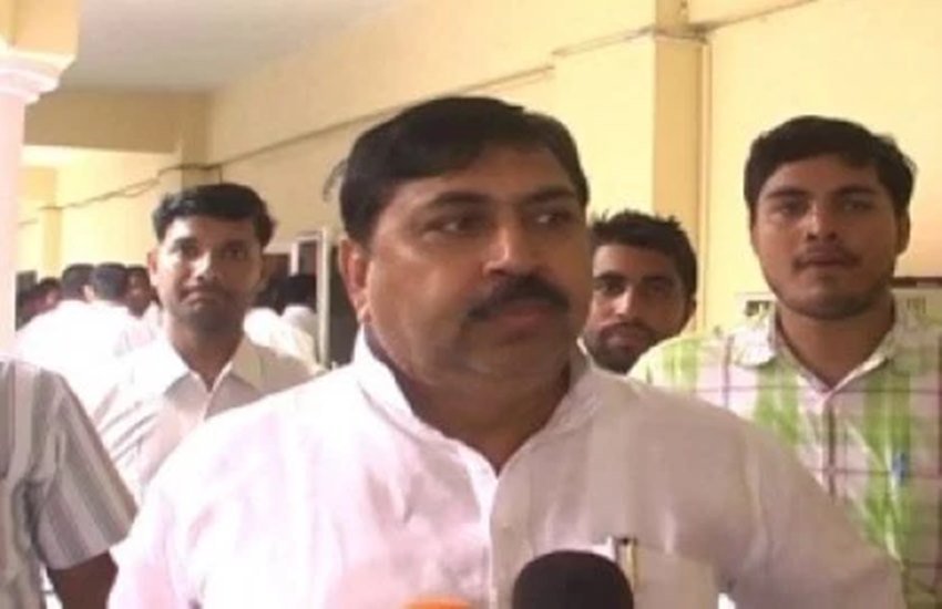 SP MLA Pramod Gupta, SP MLA Pramod Gupta Grabs Ramleela Ground, Auraiyya news, Up News