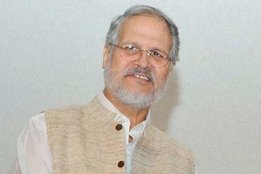 najeeb jung, aam aadmi party, ration shops, ration shops licence