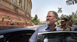 AAP ने NDMC के एमएम खान मामले के मर्डर मामले में नजीब गंज की गिरफ्तारी की मांग की