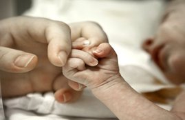 baby dies, treatment, uttar pradesh