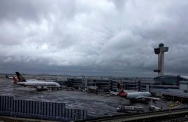 New York Airport, JFK Airport, suspicious package, terminal, precaution, evacuation, Instanbul Attack