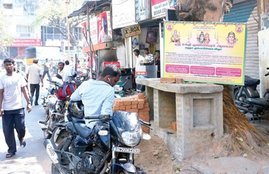 on road temple, temple, mosque, church, broken, high court, order