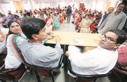 प्रशांत किशोर की मुश्किलें बढ़ीं, यूपी-पंजाब में जीत दिलाने की मुहिम को लग सकता है एक और झटका