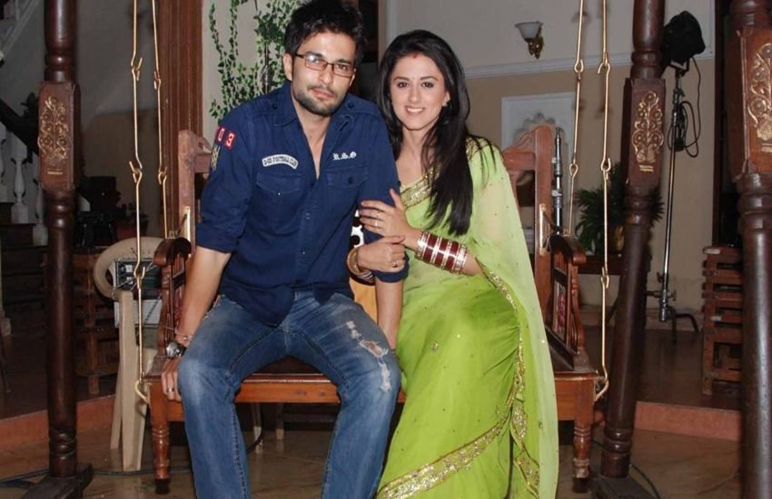 no dating clause, tv industry, television industry, love during show, ishita dutta, rishto ka saudagar baazigar, tv news, entertainment news, shakti anand, sai devdhar, raqesh vashisth, rishi dogra, gurmeet chaudhary, debina benerjee, sajeev seth, lata sabharwal, arjun punj, gurdeep kohli, hiten tejwani, gauri pradhan, vivian d sena, barkha bisht, ram kapoor, gautami gadgil