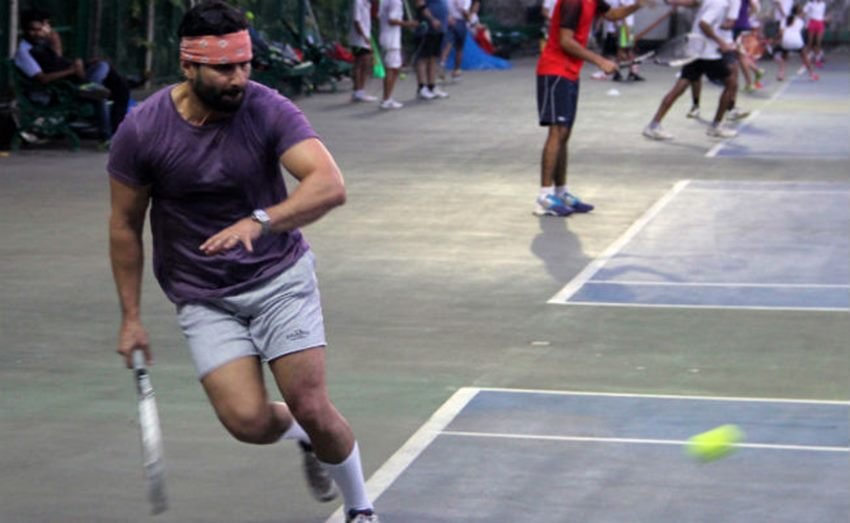 saif ali khan, sara ali khan, sara ali khan tennis, ibrahim ali khan, saif ali khan daughter, saif ali khan son, saif ali khan sara pics, sara ali khan pics, sara ali khan latest pics, sara ali khan pictures, sara ali khan tennis pics, sara ali khan ibrahim ali khan new pictures, saif ali khan sara ali khan pics, saif sara ibrahim tennis pics, sara ali khan ibrahim pics, Entertainment News, Bollywood, Jansatta