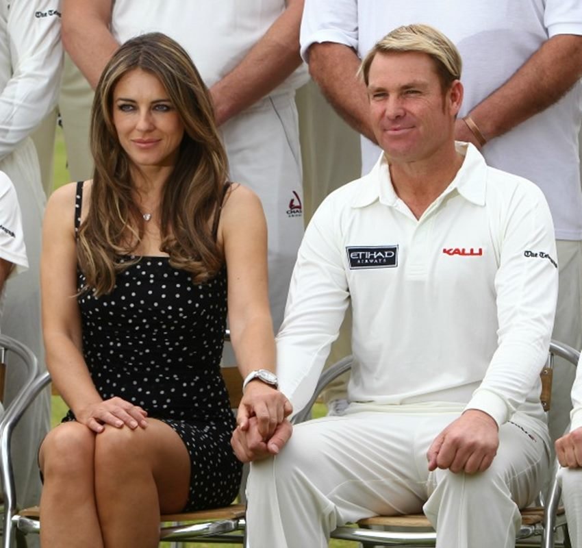 shane warne, elizabeth hurley, shane warne tweet, shane warne affair, shane warne elizabeth hurley, shane warne relation