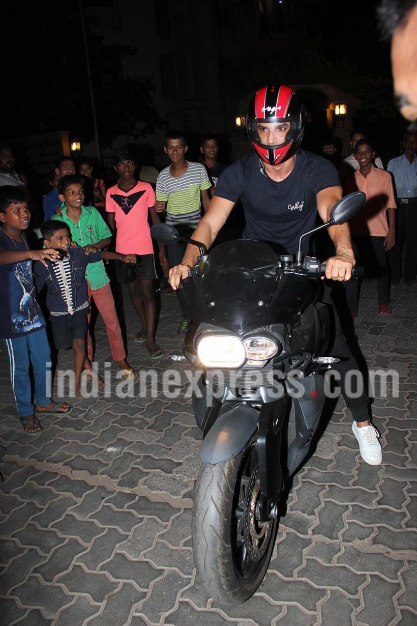 udta punjab cast, udta punjab party, udta punjab, udta punjab film, shah rukh khan, srk, harshvardhan kapoor, kriti sanon sushant singh rajput, kriti sushant, shahid, alia, kareena, karan johar, karan johar party, sonakshi sinha, abhishek bachchan, aishwarya rai bachchan, entertainment photos"
