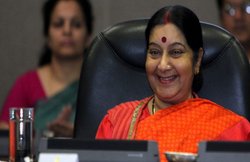 टि्वटर यूजर ने विदेश मंत्री सुषमा स्‍वराज से कहा- मेरा फ्रीज ठीक करा दो, मिला गजब का जवाब
