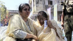 गुलबर्ग सोसाइटी केस: जकिया के निकले आंसू, बताया-मैं मौके पर थी, गर्भवती महिलाओं तक को नहीं बख्‍शा