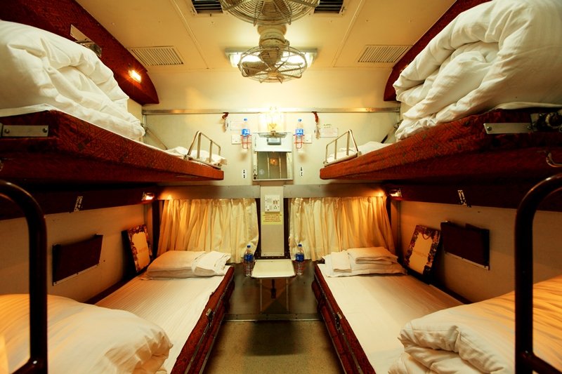 tiger express, tiger express train, tiger express train india, tiger express pics, tiger express photos, tiger express interior, tiger express interior pics, tiger express interior photos, latest train in india, wildlife tour train, best train interior pics