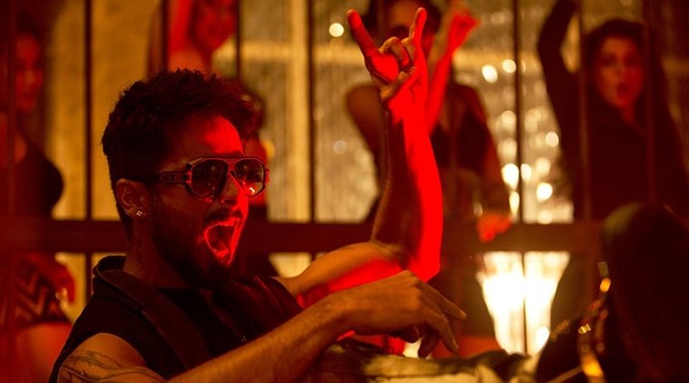 Udta Punjab review, Udta Punjab movie review, Udta Punjab film review, Udta Punjab release, Udta Punjab movie, Udta Punjab film, Shahid Kapoor, Alia Bhatt, Kareena Kapoor, Diljit Dosanjh, Anurag Kashyap, Udta Punjab online leaked, Udta Punjab controversy, Entertainment news