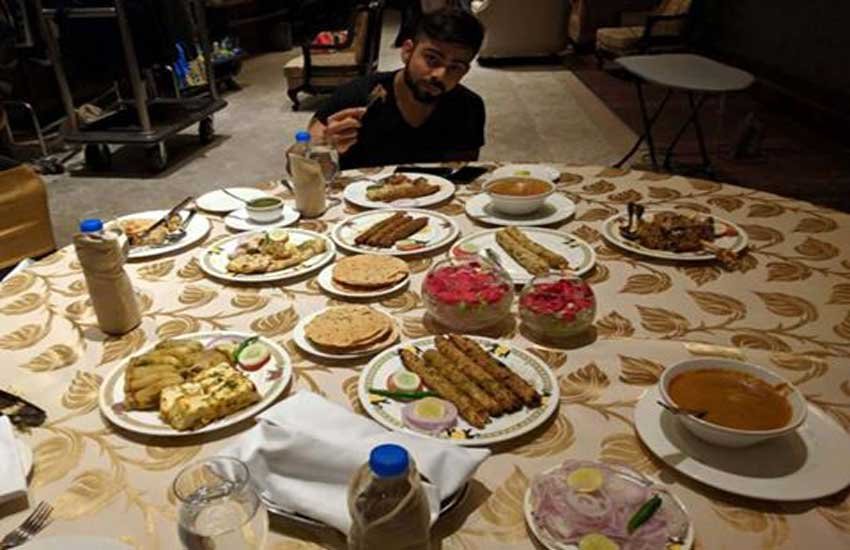 virat kohli, virat kohli facebook, virat kohli dinner, virat kohli anushka, virat kohli team india, virat kohli trolled, cricket news