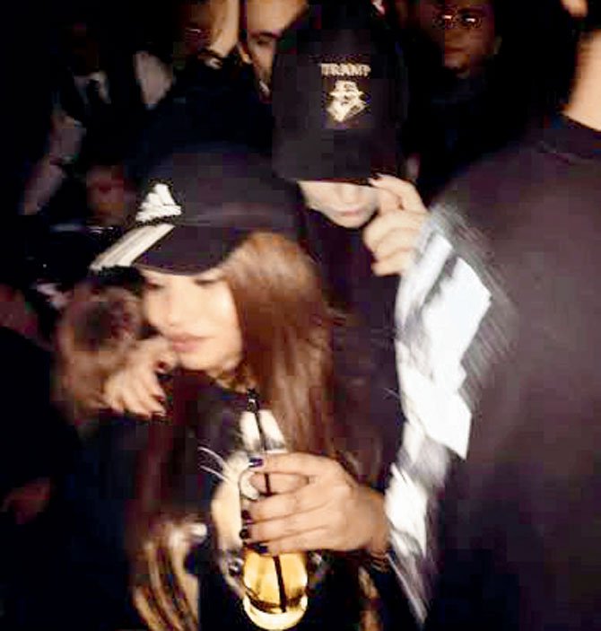 शीना और पीटर का बेटा राहुल एक दूसरे को पसंद करते थे। इस वजह से पीटर और इंद्राणी से नाराज थे