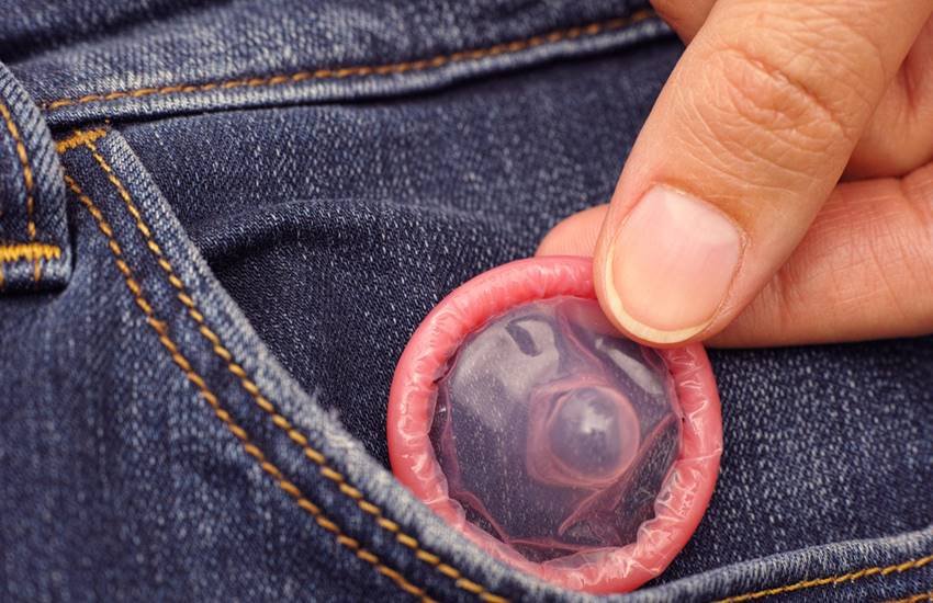 condom, condom advertisement, condom advertisement fail, go further without consent, condom go further without consent confusion on Twitter, trending news, hindi news, jansatta