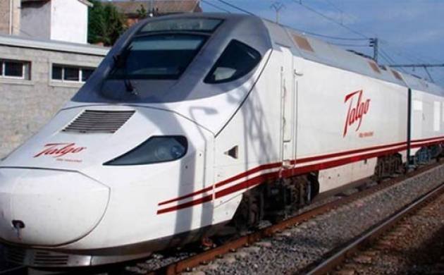 Talgo train speed, talgo train speed trial, talgo train speed mathura palwal, Talgo train india, talgo train speed test, talgo train indian rail, Talgo high speed trials, new train Indian Railways, new train indian rail, indian railways latest train