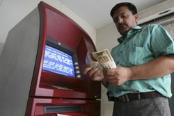 ई-इनकम टैक्स रिटर्न भरने के लिए ATM आधारित वेलिडेशन की सुविधा बढ़ी