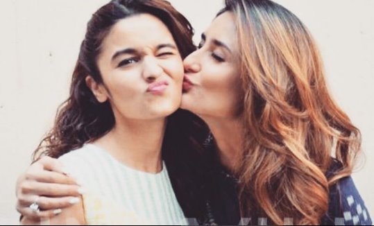 करीना के साथ उनकी ये पिक उन्हें बेहद पसंद है।