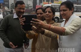 Arvind Kejriwal, Arvind Kejriwal wife, sunita kejriwal, Delhi Chief Minister Arvind Kejriwal, Kejriwal Sunita, Indian Revenue Service, IRS, Income Tax department, Income Tax Appellate Tribunal, ITAT, VRS, Central Board of Direct Taxes, CBDT