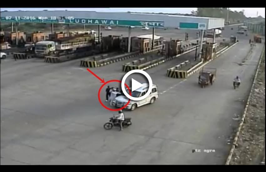 BJP MP Bahadur Singh Koli, bharatpur, bharatpur rajasthan, bharatpur news, bharatpur MP, bharatpur MP Bahadur Singh Koli, BJP MP Bahadur Singh Koli Video, BJP MP Bahadur Singh Koli toll plaza