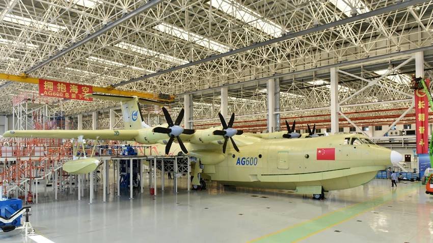 amphibious aircraft, amphibious aircraft manufacturers, chinese amphibious aircraft, china amphibious aircraft, world's largest amphibious aircraft,