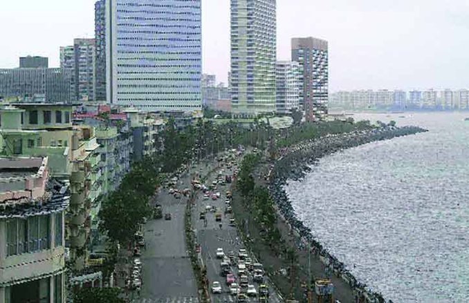 निरंकार सिंह का लेख : विकास का पैमाना क्या हो
