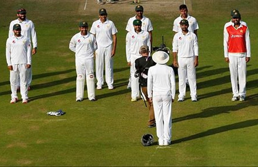 England vs Pakistan, Eng vs Pak, Pak vs Eng, Pakistan win, Pakistan push up, Pakistan celebration, Pakistan cricket, Cricket Pakistan, sports news, sports, cricket news, Cricket, Photos, Pics, Pictures