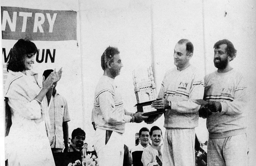 sunil gavaskar, sunil, gavaskar, sunny, sunil gavaskar birthday, gavaskar birthday, sunil gavaskar records, gavaskar records, gavaskar photos, gavaskar indian cricket, cricket india, cricket