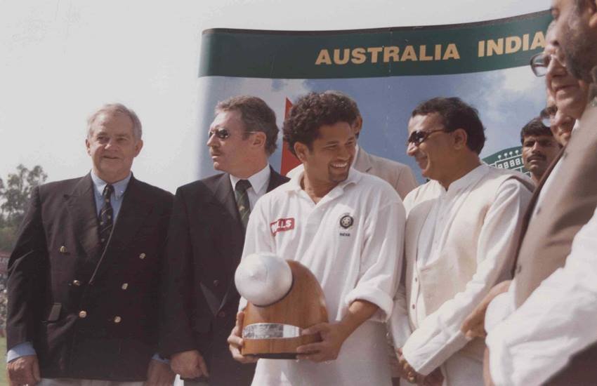 Sunil Gavaskar, Little Master, Sunil Gavaskar Facts, Sunul Gavaskar Records, Virender Sehwag, Sachin Tendulkar, Twitter Trends, Sir Don Bradman, Cricket, Sports News, Hindi News, Jansatta