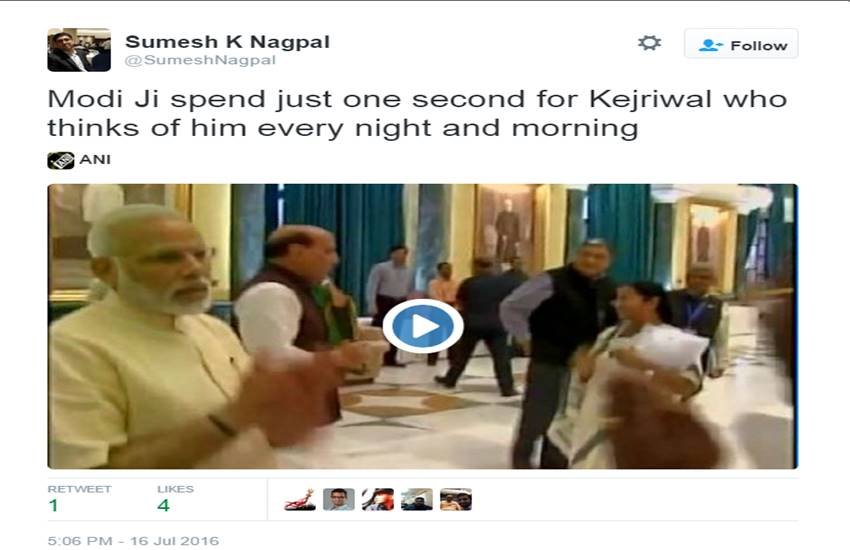 Arvind Kejriwal, Narendra Modi, Modi Kejriwal Handshake, Modi Kejriwal Together, Modi Kejriwal Meet, ModiMeetsKejriwal, handshake between Modi and Kejriwal, Delhi CM, Twitter Trolls, Arvind Kejriwal Trolled, Social Media, Trending News, Jansatta