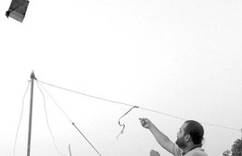 Amlesh raju, report, Chinese manjha, kite flying, ban, new delhi