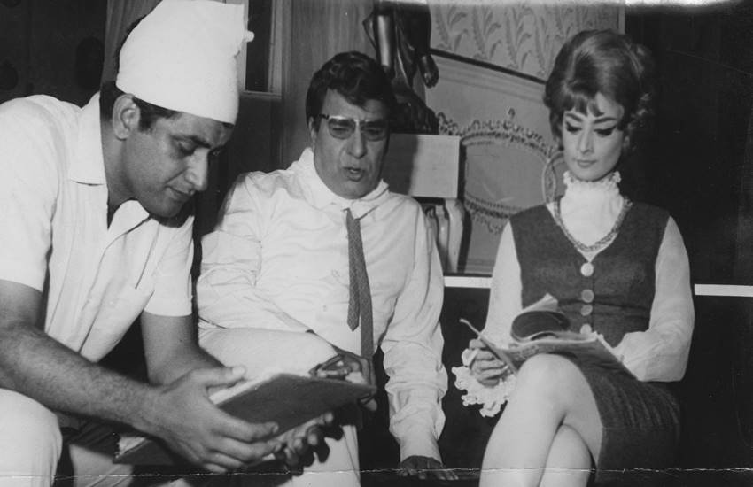 Manoj Kumar, Bharat Kumar, Patriot Actors, Bollywood legends, Veteran Actor, Koi Jab Tumhara, Patthar ke sanam, Happy Birthday Manoj Kumar, Manoj Kumar turns 79, Manoj Kumar interesting facts, Manoj Kumar rare pictures, Bharat Kumar, Om Shanti Om, Shah Rukh Khan and Farah Khan, Upkaar, Kranti, Dilip Kumar