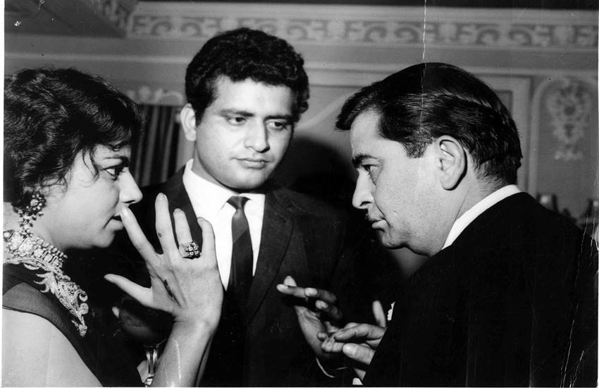 Manoj Kumar, Bharat Kumar, Patriot Actors, Bollywood legends, Veteran Actor, Koi Jab Tumhara, Patthar ke sanam, Happy Birthday Manoj Kumar, Manoj Kumar turns 79, Manoj Kumar interesting facts, Manoj Kumar rare pictures, Bharat Kumar, Om Shanti Om, Shah Rukh Khan and Farah Khan, Upkaar, Kranti, Dilip Kumar