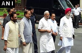 PM Modi, Narendra Modi, Monsoon Session, Loksabha, Parliament, GST Bill, Hindi News, jansatta