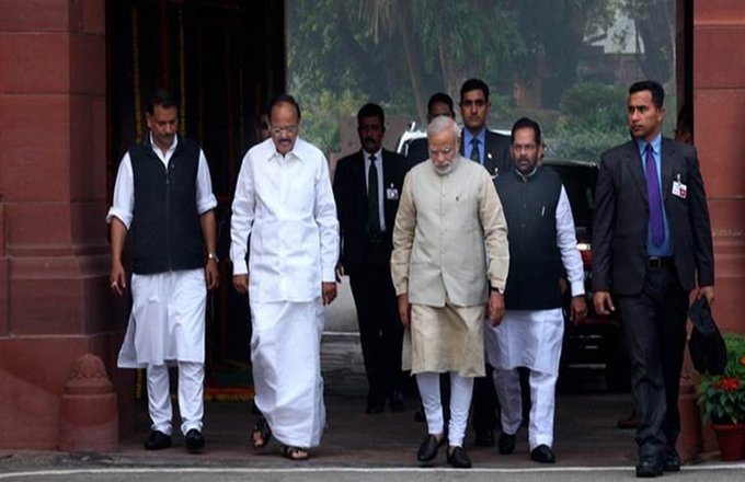 कश्मीर पर छिपाने को कुछ नहीं है : मोदी
