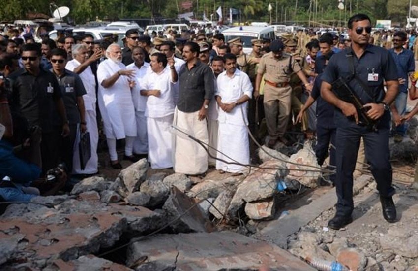 Puttingal temple, fire tragedy, Puttingal temple fire tragedy, Kerala High Court, Puttingal temple accused, bail to fire tragedy accused, Puttingal news, Puttingal hindi news, kerala news, kerala hindi news