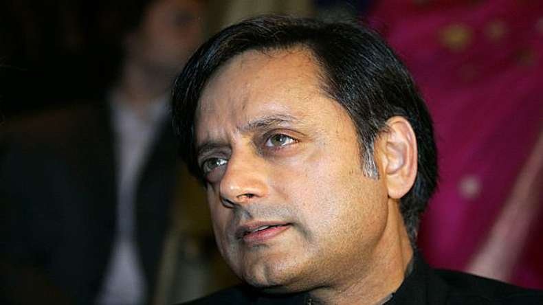 कांग्रेस नेता शशि थरूर की फाइल फोटो।