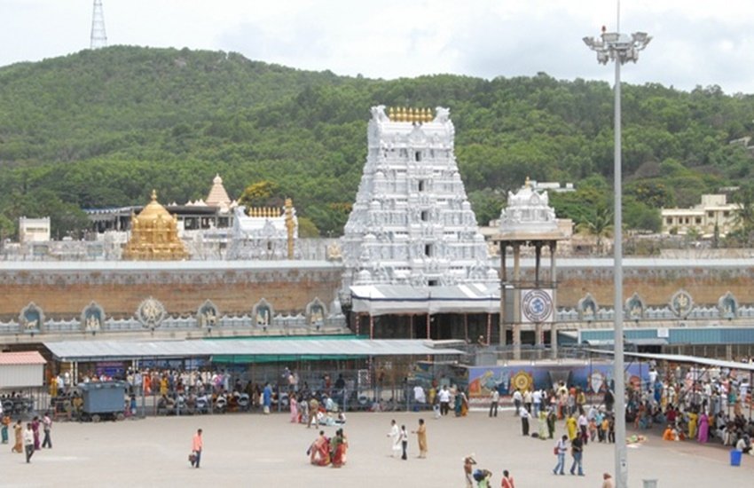 Tirupati temple, venkateshwar temple, aadhar card, angpradakshinam, prayer