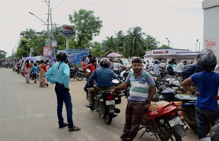 tripura, tripura road, national highway 44, tripura assam highway, tripura road connectivity, tripura road condition, fuel crisis tripura, sarbanand sonowal, nitin gadkari