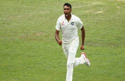 आर अश्विन पाकिस्तान के यासिर को पछाड़ फिर से बने टेस्ट क्रिकेट के नंबर वन गेंदबाज