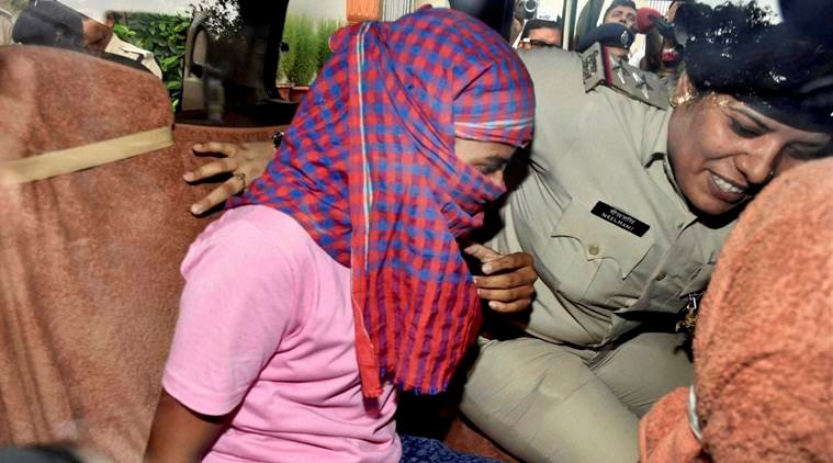 पुलिस कस्टडी में टॉपर रूबी राय 