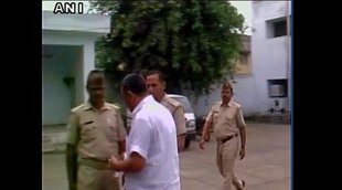 ghaziabad, ghaziabad cops, ghaziabad cops bribe, cops bribe, cops bribery, BSP, Narendra Kashyap, india news